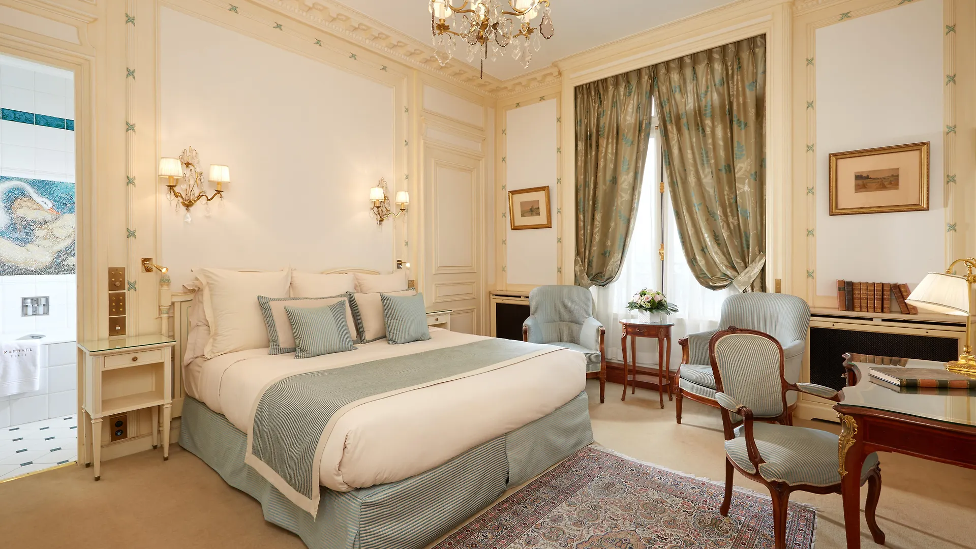 Raphael Hotel 5*
