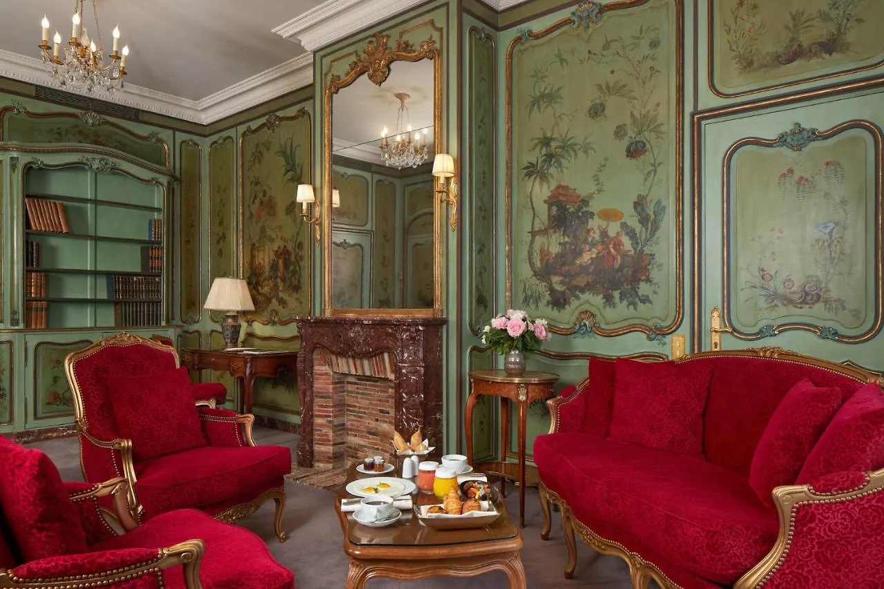 Hotel Raphael 5*