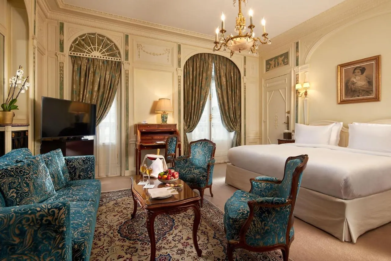 Hotel Raphael 5*